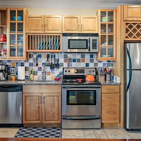 הוילה סיינט פיטרסברג Wine-Dine-Sunshine Cozy Flat In The Heart Of Dtsp מראה חיצוני תמונה