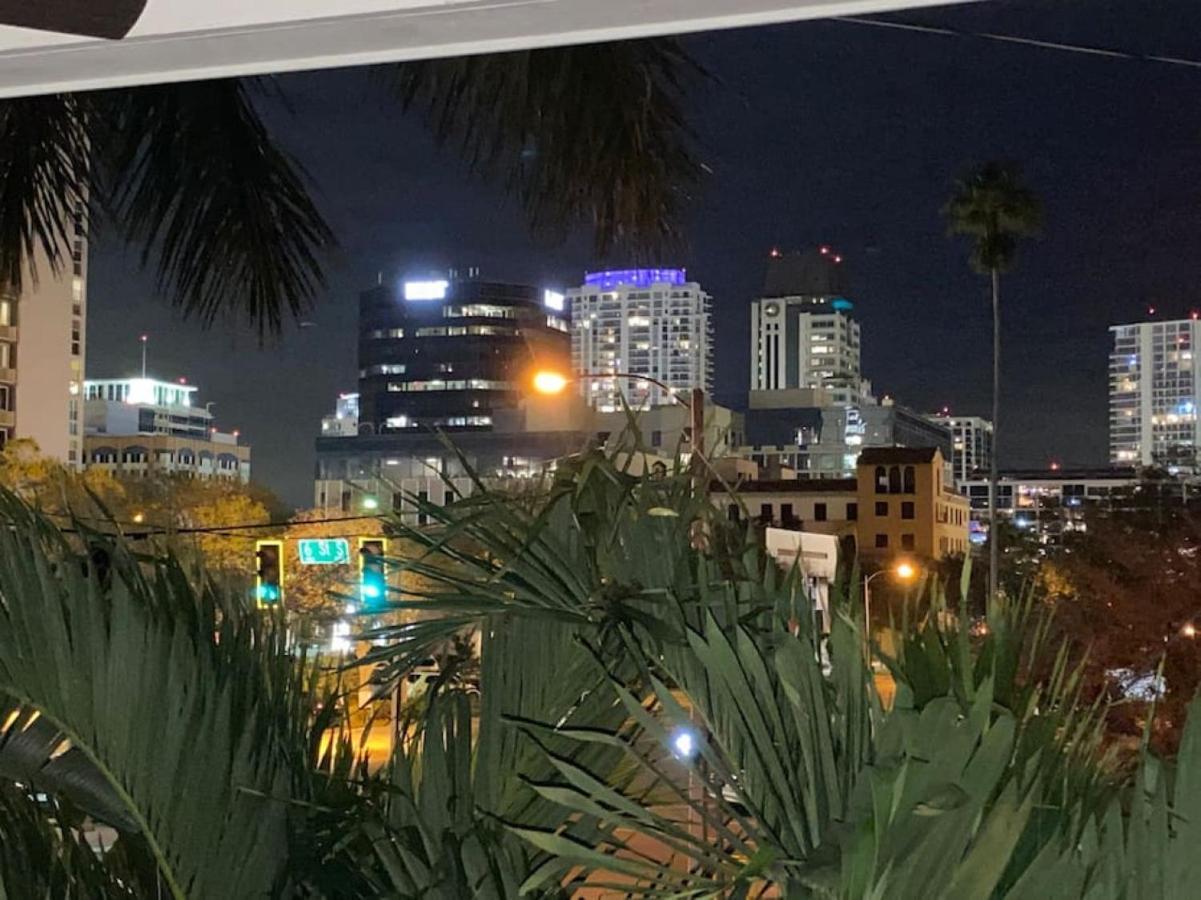 הוילה סיינט פיטרסברג Wine-Dine-Sunshine Cozy Flat In The Heart Of Dtsp מראה חיצוני תמונה